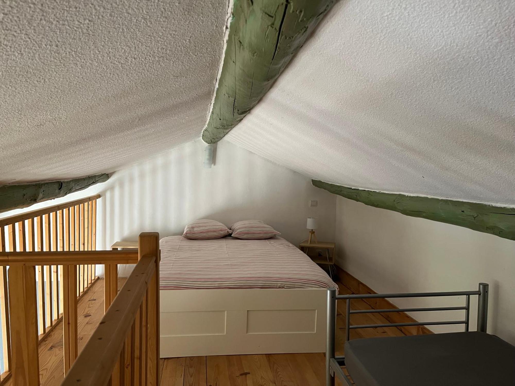 Duplex Lumineux Sur Gde Terrasse, Balneo Double, Parking Prive, Clim, Local Velos Entraigues-sur-la-Sorgue Exterior foto